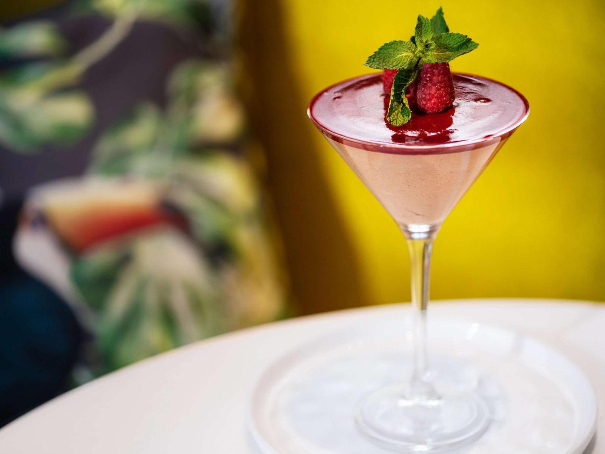 Novotel Paris Coeur D'Orly Airport Экстерьер фото
